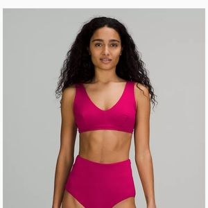 Lululemon waterside chevron swim top C/D cup